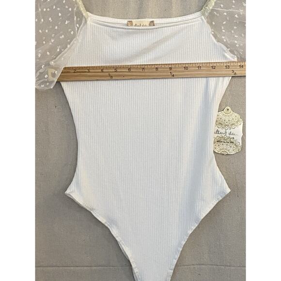 Altar'd State Women's Boho Chic Romantic Bridal Puff Bodysuit Size S Sheer NWT - Picture 4 of 10